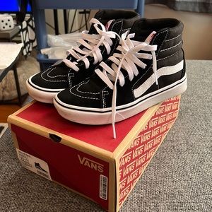 Wmns Vans Comfycush Sk8-Hi black/white size 6.5W/5.0M